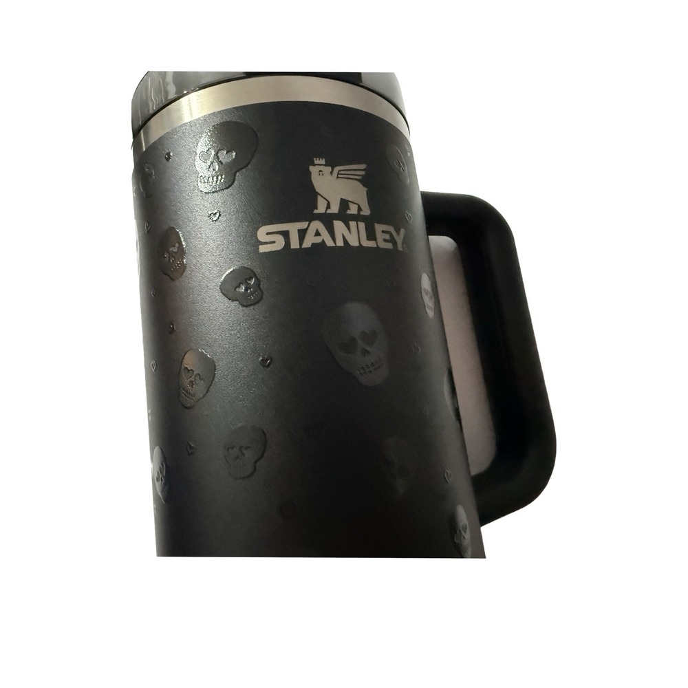 Stanley Halloween Quencher 40oz FlowState Tumbler Glow Sweetheart Skull Black - Picture 2 of 6